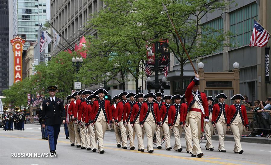 В Чикаго прошел военный парад ко Дню поминовения