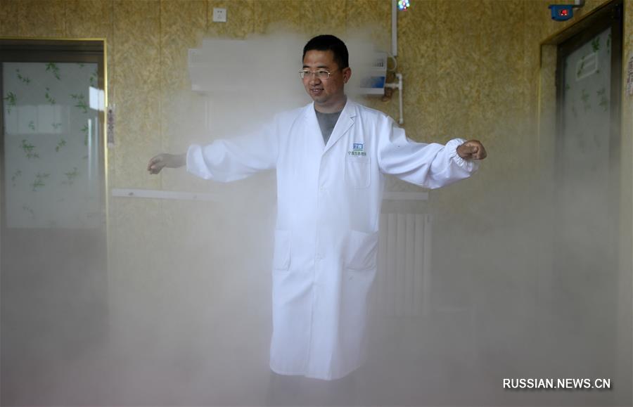 Молодой специалист разводит овец и баранов в Нинся