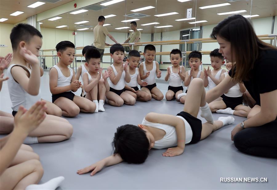 Будущие звезды балета из Шанхая