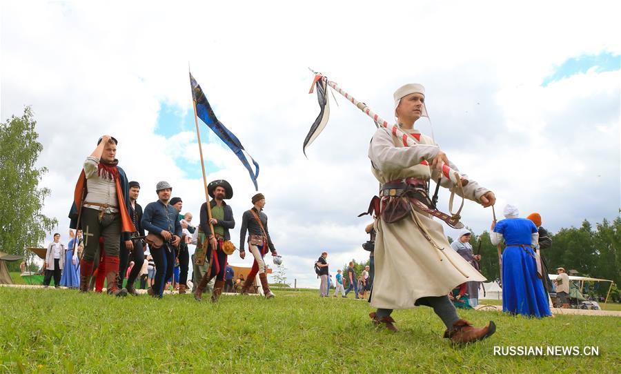 Фестиваль "Эпоха рыцарства" прошел близ Минска