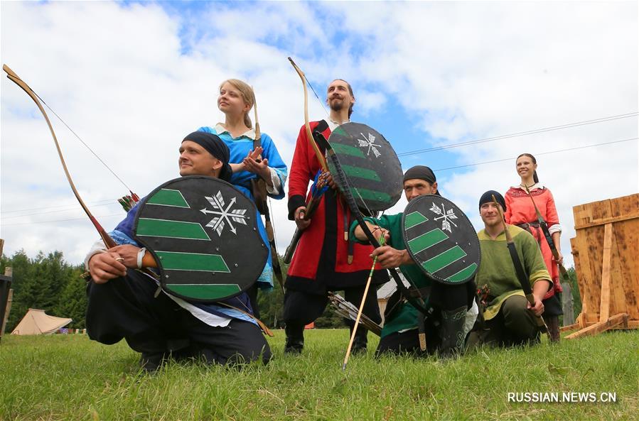 Фестиваль "Эпоха рыцарства" прошел близ Минска
