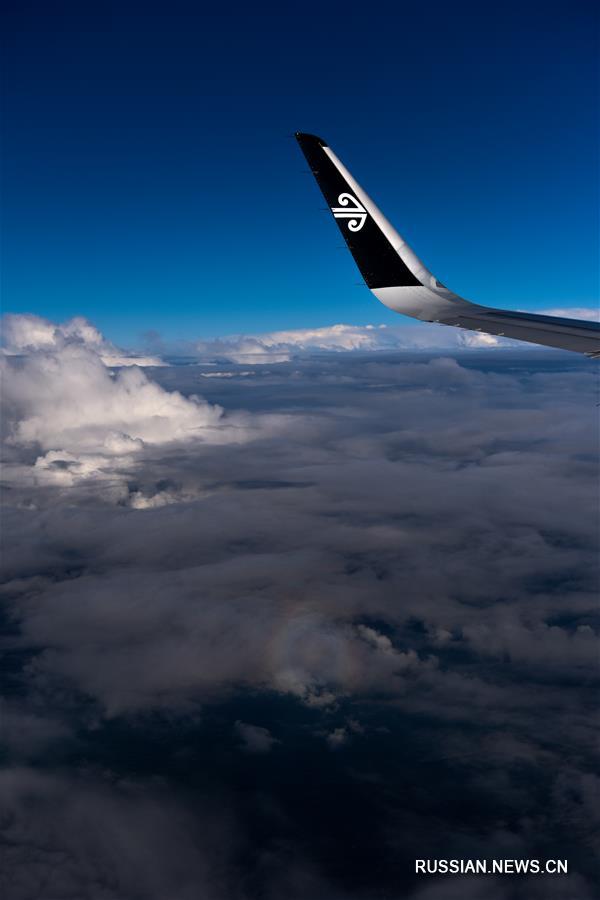 В самолет авиакомпании Air New Zealand ударила молния