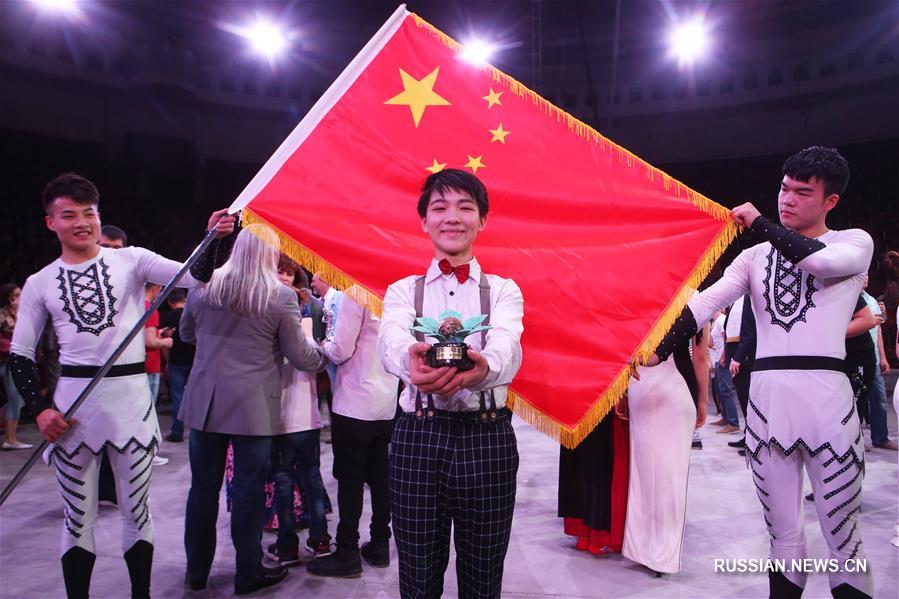 Акробатическая труппа из КНР получила главный приз на международном фестивале циркового искусства в Киеве