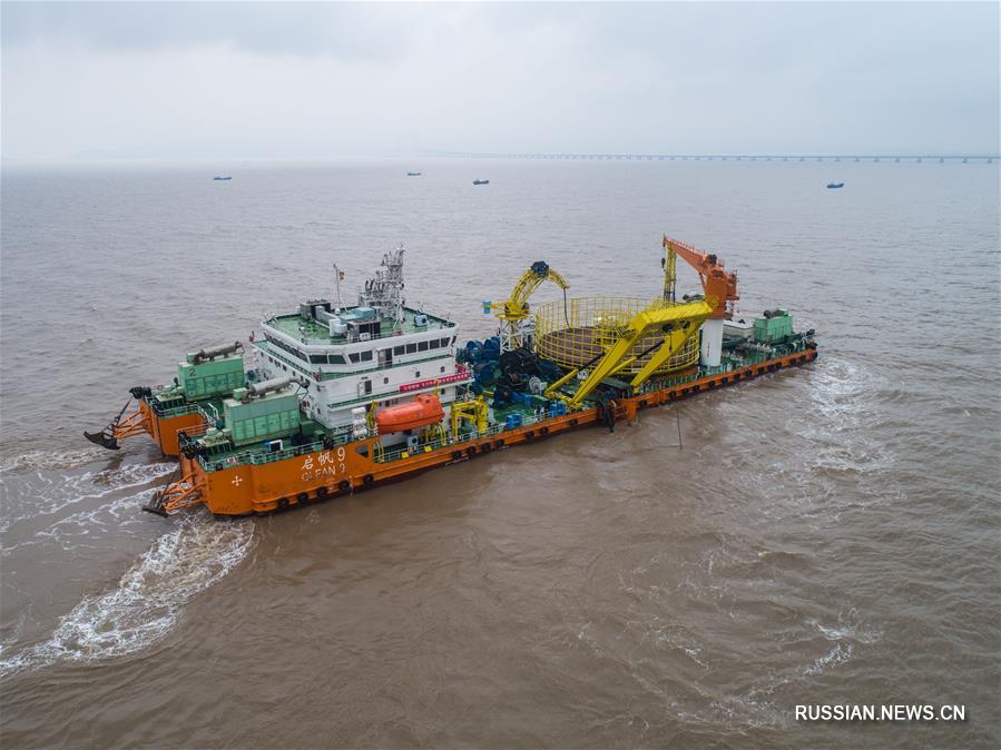 В Чжоушане завершилась укладка 500-киловольтного подводного кабеля с изоляцией из сшитого полиэтилена