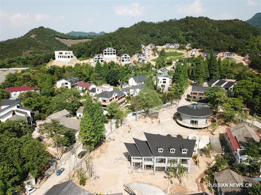 Перестроенные деревенские дома в провинции Чжэцзян