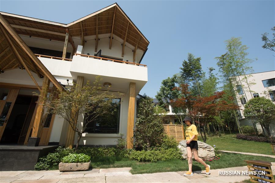 Перестроенные деревенские дома в провинции Чжэцзян