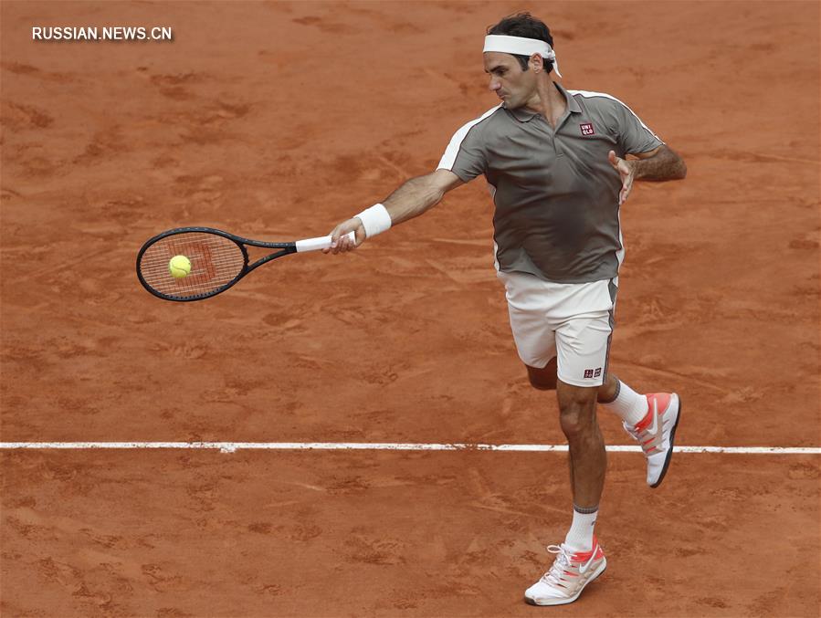 Федерер обыграл Стэна Вавринку и вышел в полуфинал Открытого чемпионата Франции