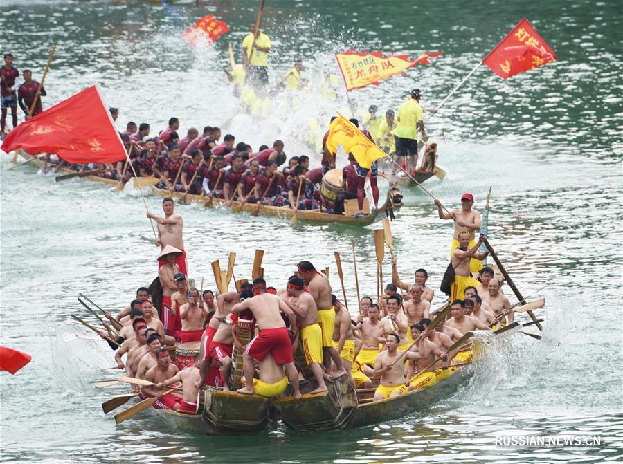 Китайский открытый турнир по гонкам на драконьих лодках-2019 в Гуйчжоу