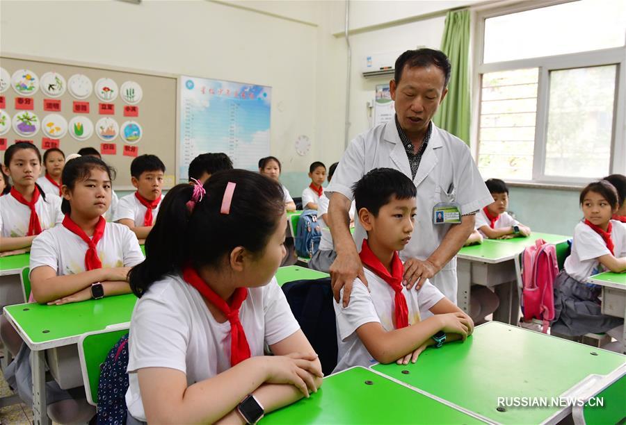 Накануне Всекитайского дня защиты зрения