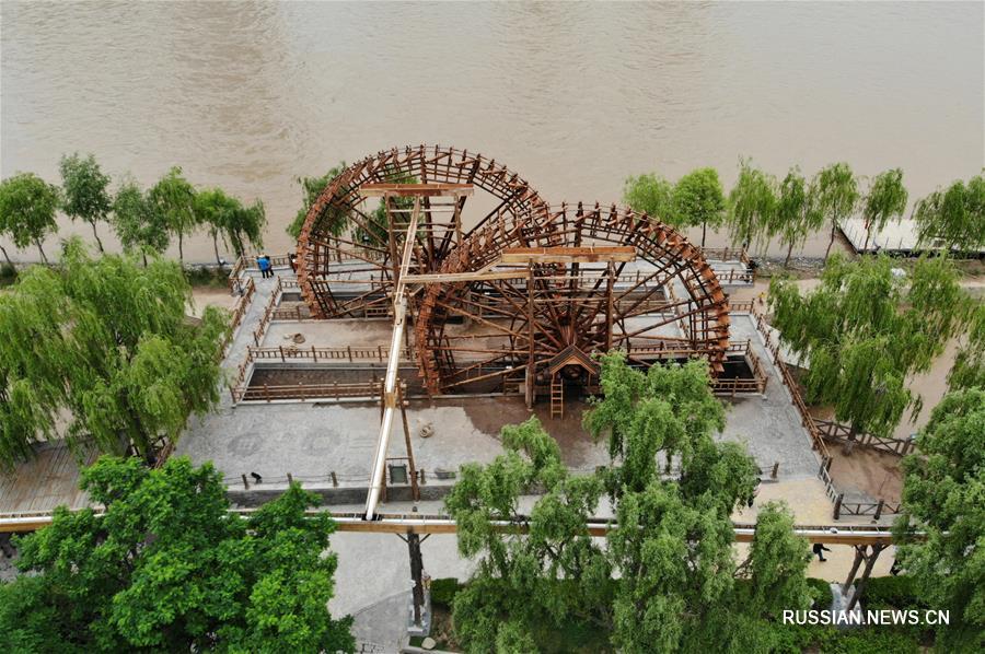 Выставка конструкций с водяными колесами в Ланьчжоу