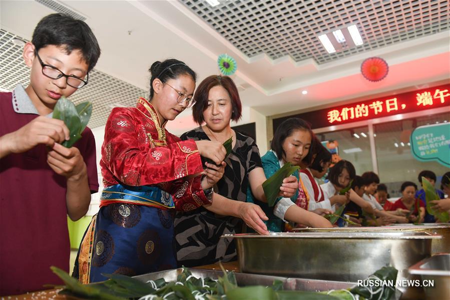 Китай готовится к встрече праздника Дуаньуцзе