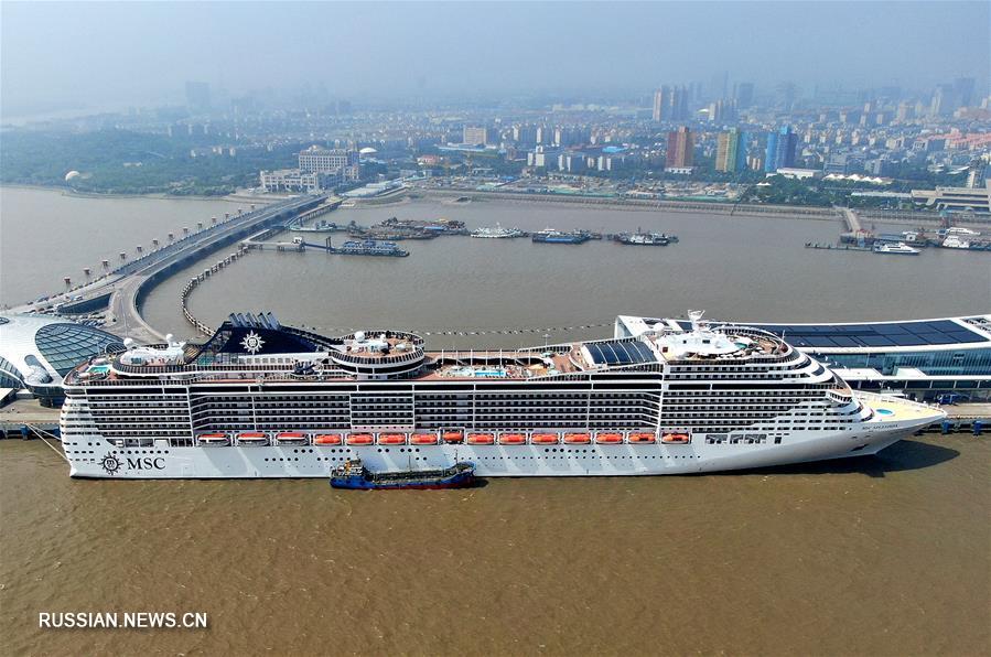 Круизный лайнер MSC Splendida открыл сезон плавания 2019-2020