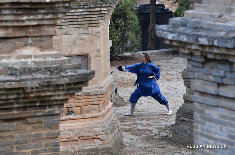 За тысячу вёрст в погоне за мечтой -- кунг-фу история девушки из России
