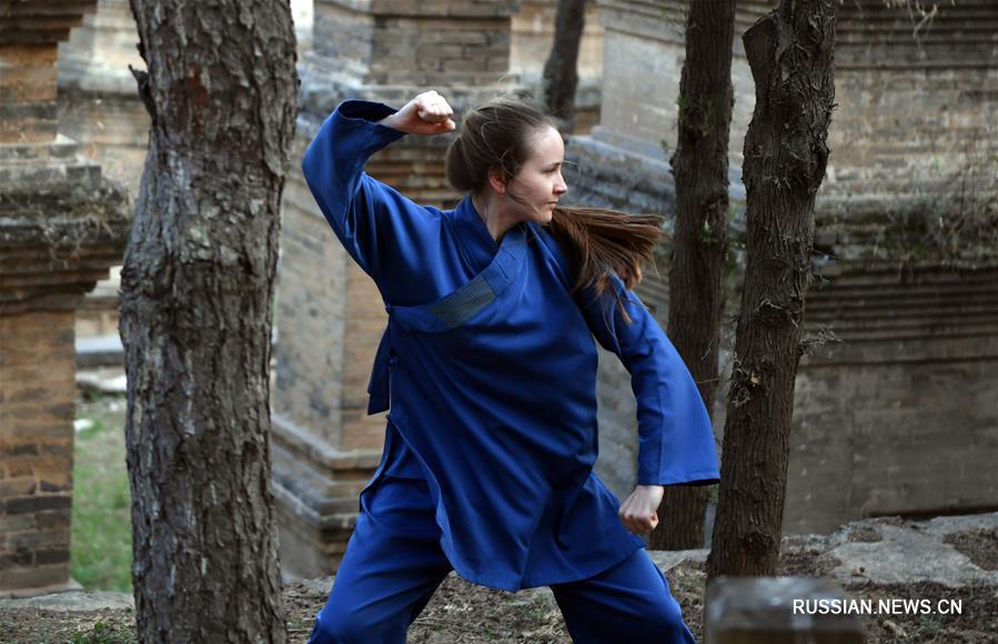 За тысячу вёрст в погоне за мечтой -- кунг-фу история девушки из России