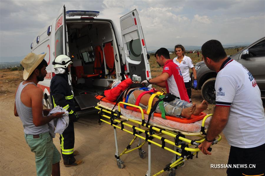 Крушение учебного самолета в Турции унесло жизни двух человек