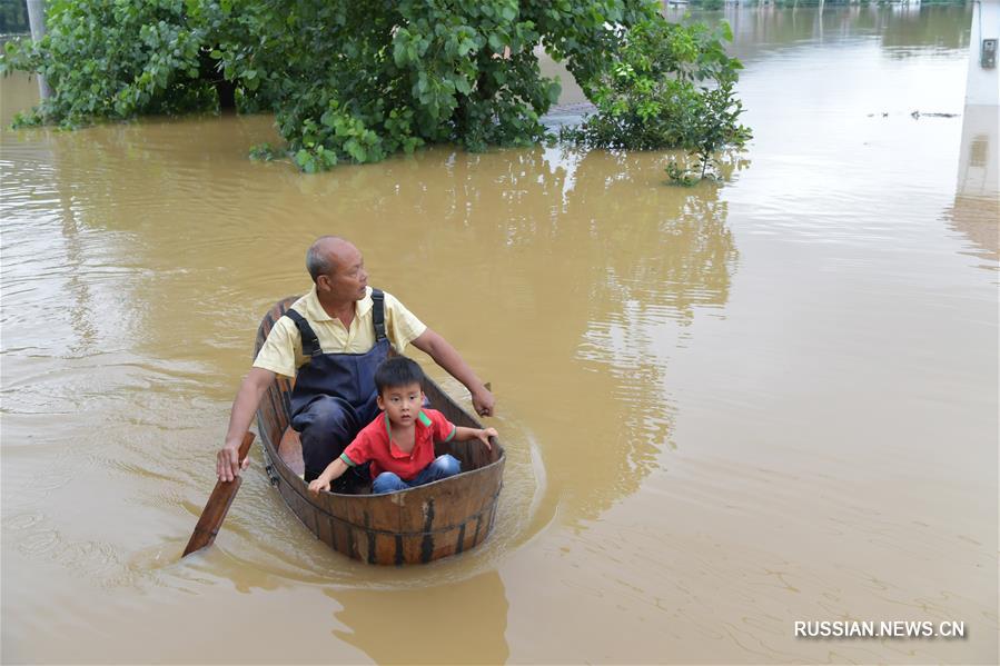 Наводнения в провинции Цзянси затронули более 2 млн человек