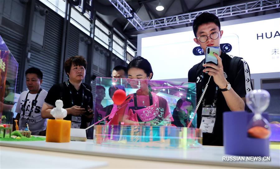 В Шанхае открылась 5-я Азиатская международная выставка потребительской электроники