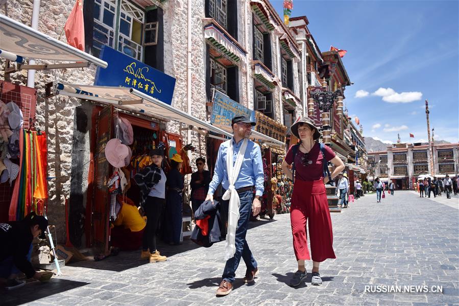 （图文互动）（4）“2019·中国西藏发展论坛”莅会中外嘉宾在藏考察访问