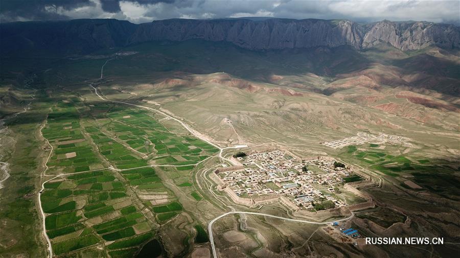 "Восьмиугольный" городок в провинции Ганьсу  