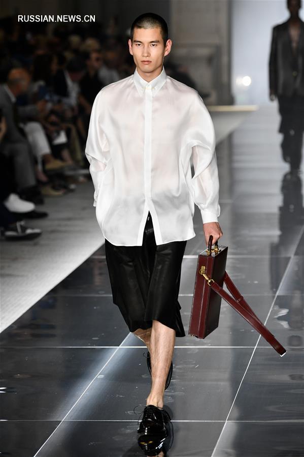 Неделя мужской моды в Париже: Dunhill выпустил новую коллекцию сезона весна-лето