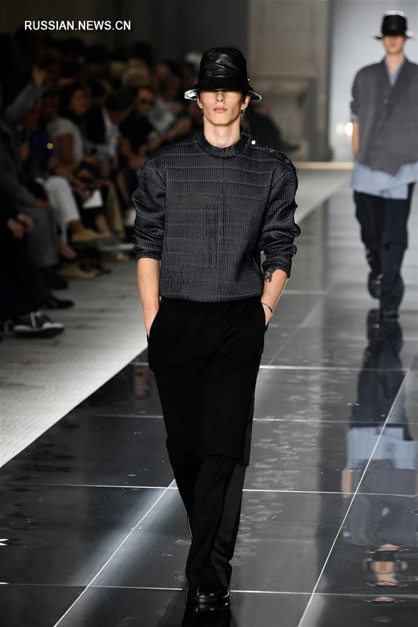 Неделя мужской моды в Париже: Dunhill выпустил новую коллекцию сезона весна-лето