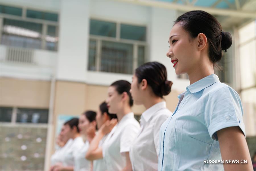 Подготовка бортпроводниц в Харбине