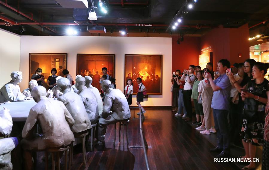 Почти 600 тыс. человек посетили Дом-музей первого Всекитайского съезда КПК в первой половине 2019 года 