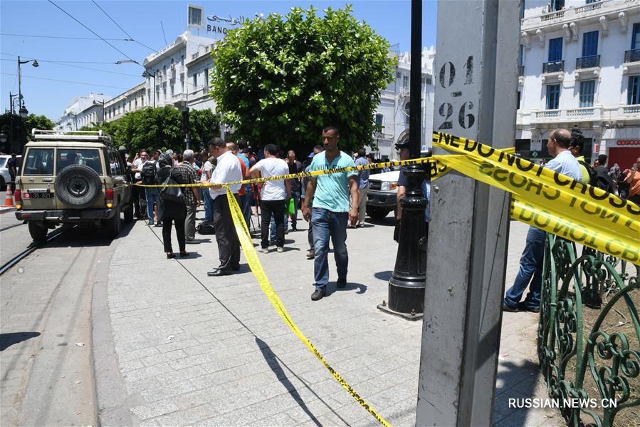 3 человека погибли, еще 9 пострадали в результате двух взрывов в столице Туниса