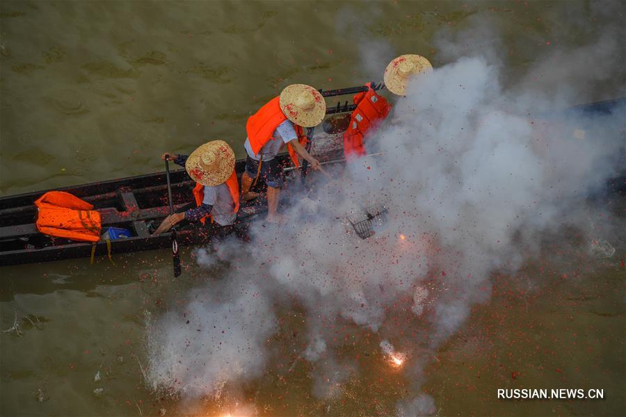 Здоровье нации -- Драконовые челны в провинции Гуандун