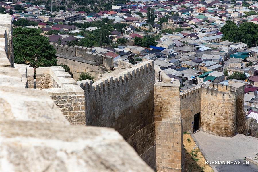 Старинная Дербентская крепость