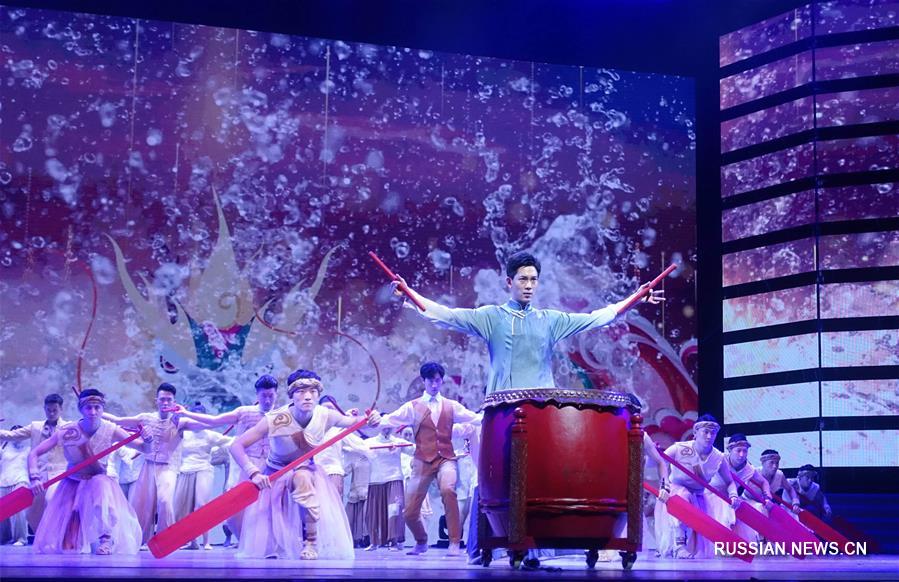 В Гуанчжоу началось первое турне художественной программы "Шедевры искусства" по региону "Большого залива"