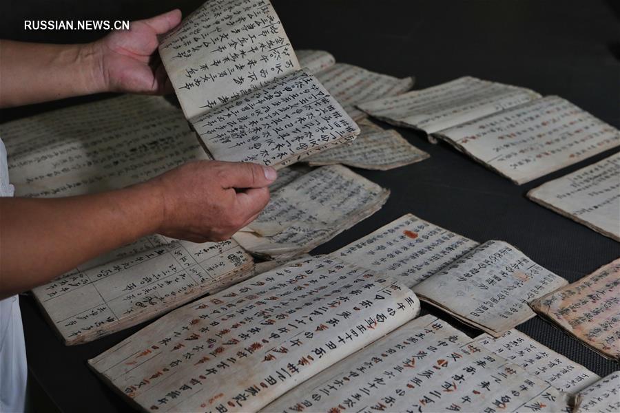 Вэй Шичжао -- хранитель культуры древней шуйской письменности