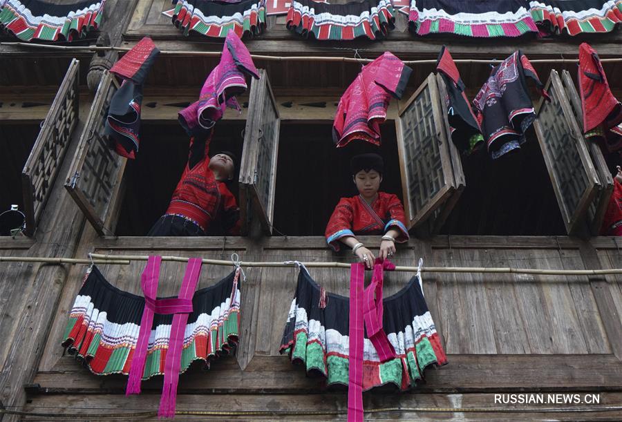 Праздник "сушки одежды" в Луншэне
