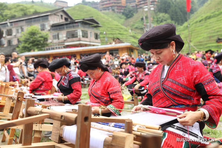 Праздник "сушки одежды" в Луншэне