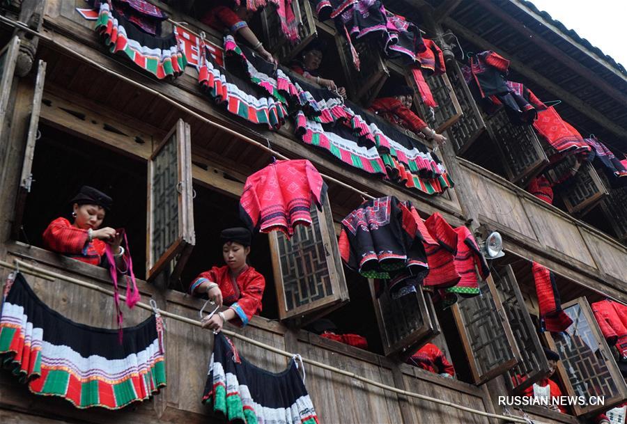 Праздник "сушки одежды" в Луншэне