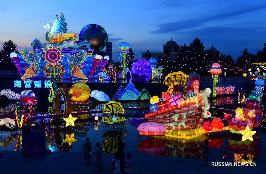 Неоновое шоу в городе Чанчунь