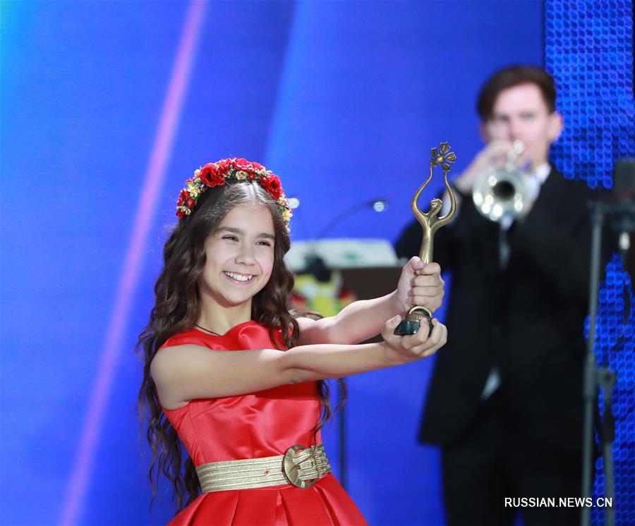 В Беларуси торжественно открылся XXVIII Международный фестиваль искусств "Славянский базар в Витебске"