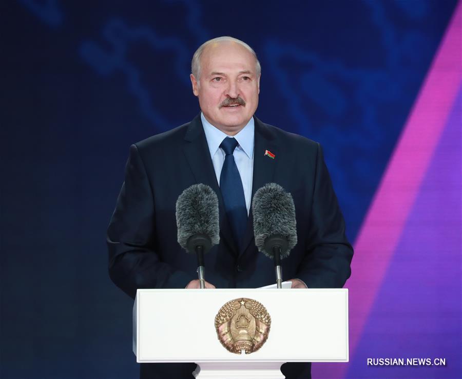 В Беларуси торжественно открылся XXVIII Международный фестиваль искусств "Славянский базар в Витебске"