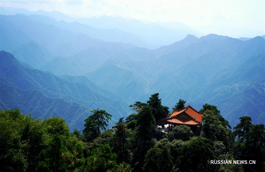 Удивительная и очаровательная гора Наньутай в провинции Шэньси 