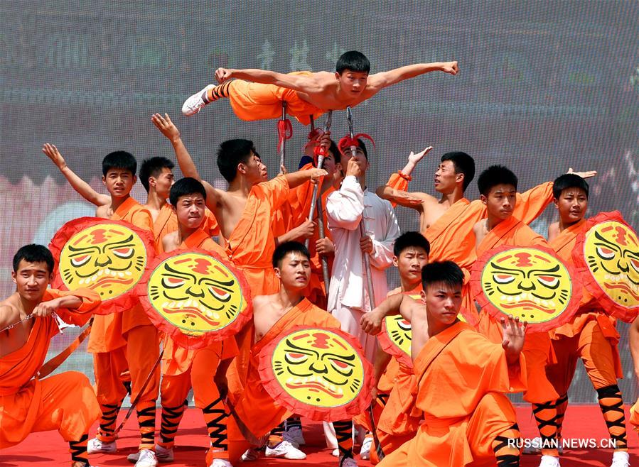 В монастыре Шаолинь открылся фестиваль боевых искусств
