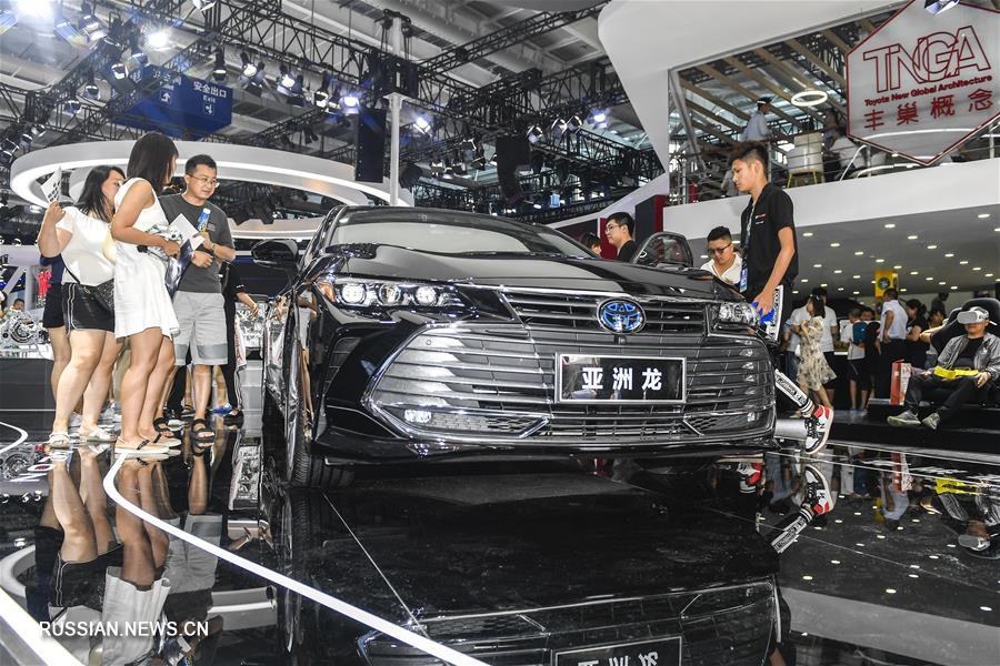 На международной автомобильной ярмарке в Чанчуне представлена 61 модель автомобилей Первого автомобильного объединения Китая