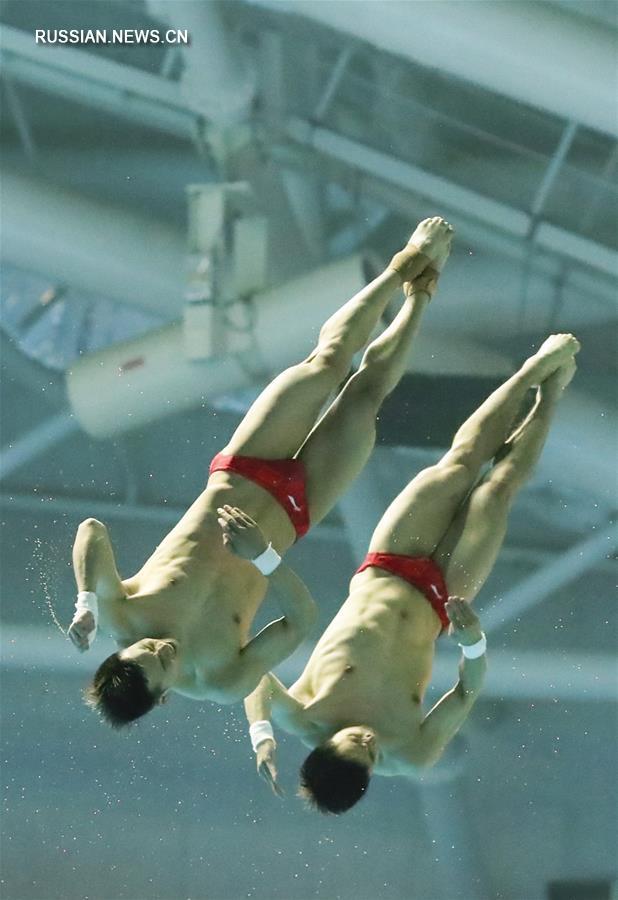 Чемпионат мира по водным видам спорта -- Прыжки в воду: Цао Юань и Чэнь Айсэнь завоевали "золото" в синхронных прыжках с 10-метровой вышки среди мужчин