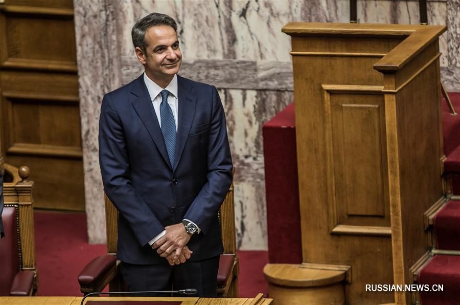 Депутаты парламента Греции принесли присягу 