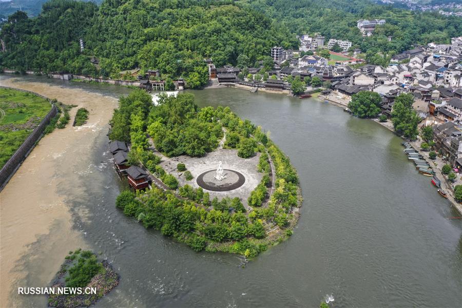 Старинный городок Бяньчэн в самом сердце Китая