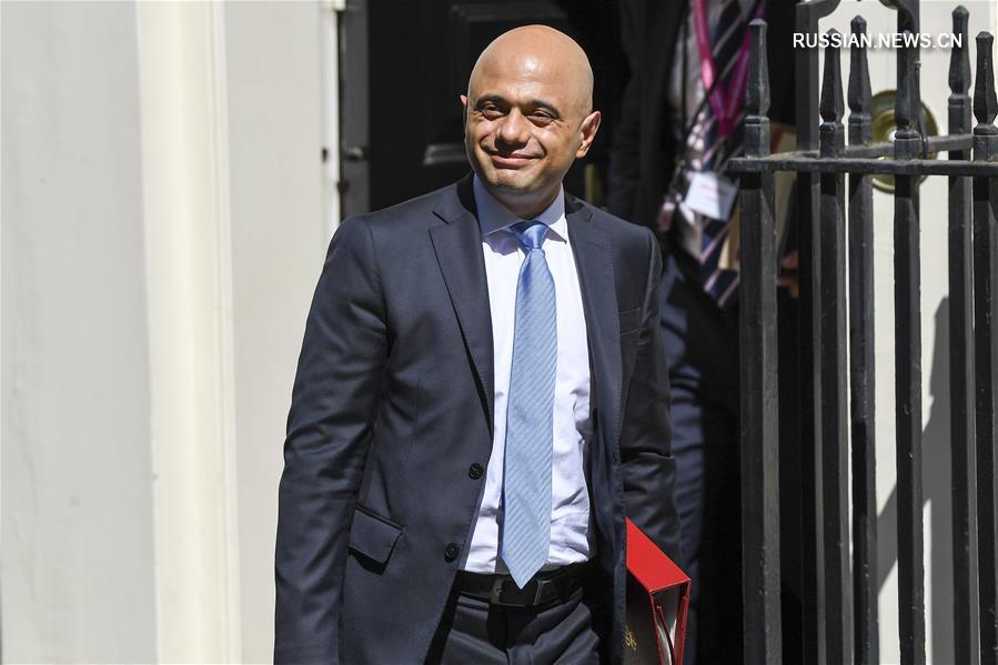 Премьер-министр Великобритании Борис Джонсон провел первое заседание кабинета министров 