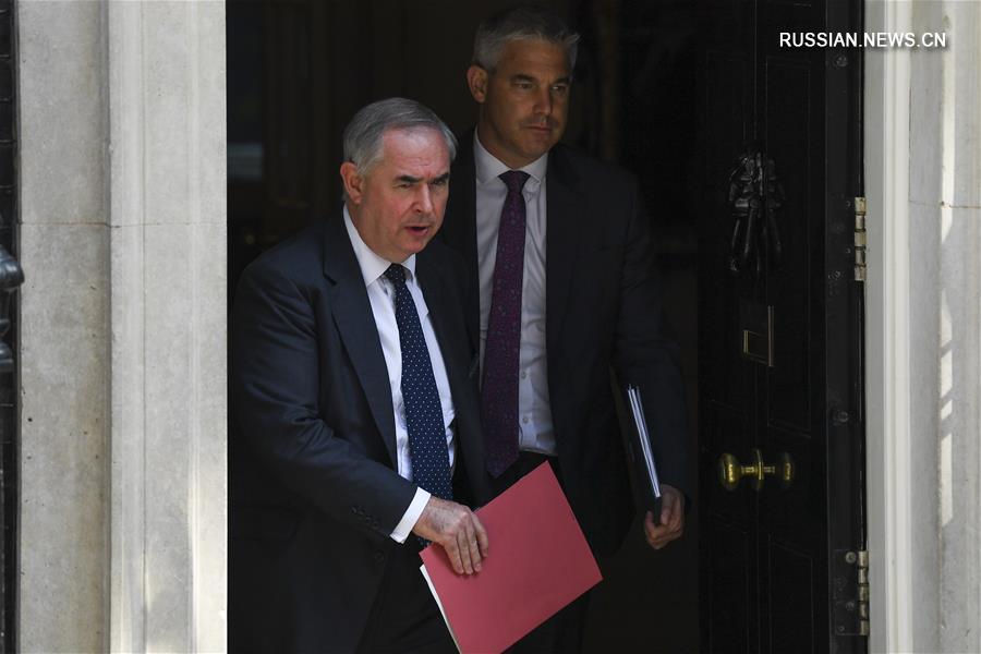 Премьер-министр Великобритании Борис Джонсон провел первое заседание кабинета министров 