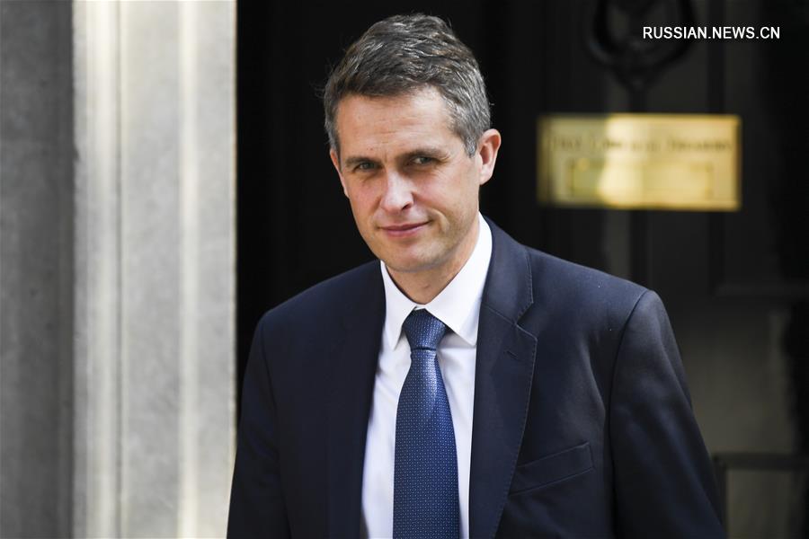 Премьер-министр Великобритании Борис Джонсон провел первое заседание кабинета министров 