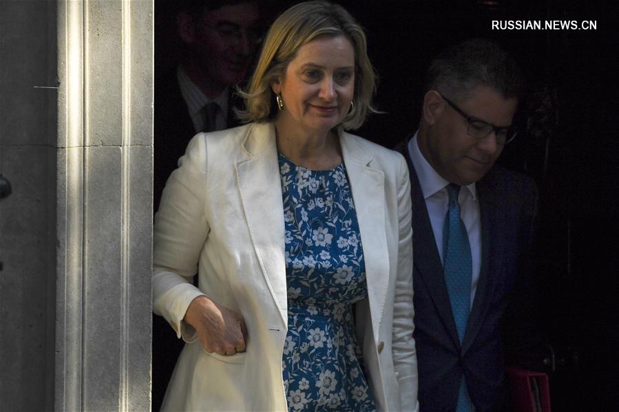 Премьер-министр Великобритании Борис Джонсон провел первое заседание кабинета министров 