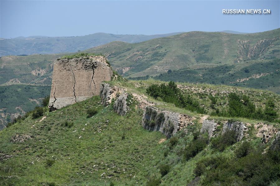 Древняя Великая стена во Внутренней Монголии