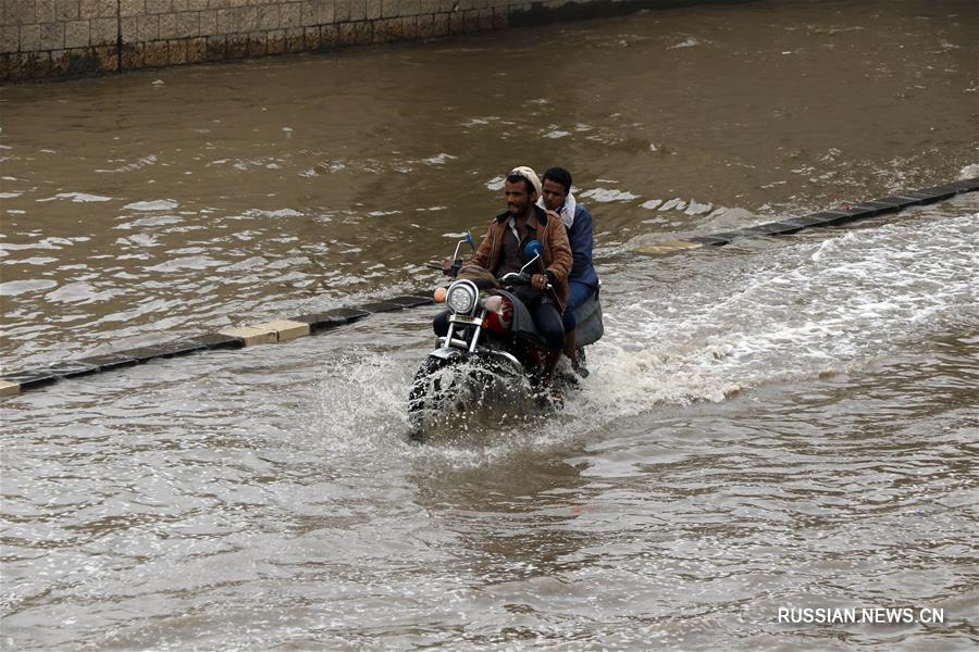 （国际）（2）也门部分地区受洪水侵袭